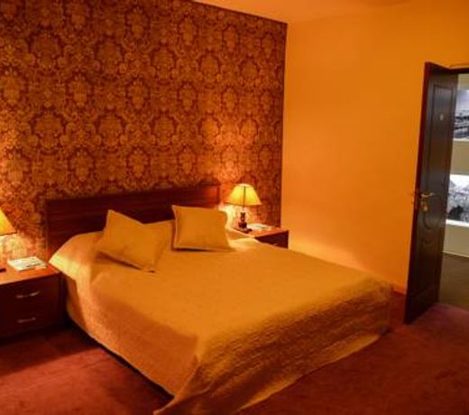 Sanahin Bridge Hotel