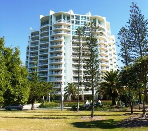 Crystal Bay On The Broadwater