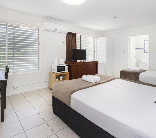 Sunshine Beach Resort