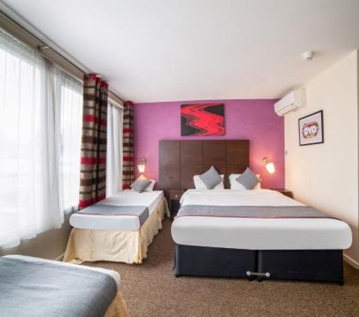 OYO The Chiltern Hotel