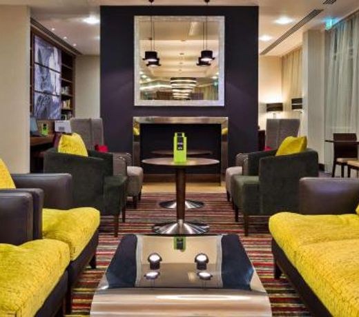 Hampton by Hilton Luton Airport