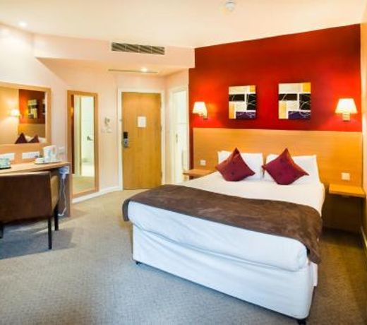 OYO Luton Hotel
