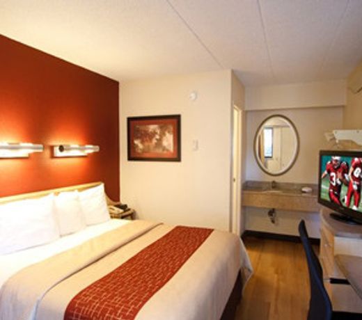 Red Roof Inn PLUS+ San Francisco Airport