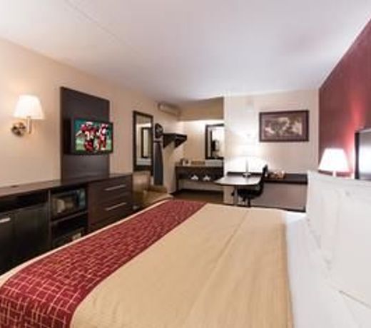 Red Roof Inn PLUS+ San Francisco Airport
