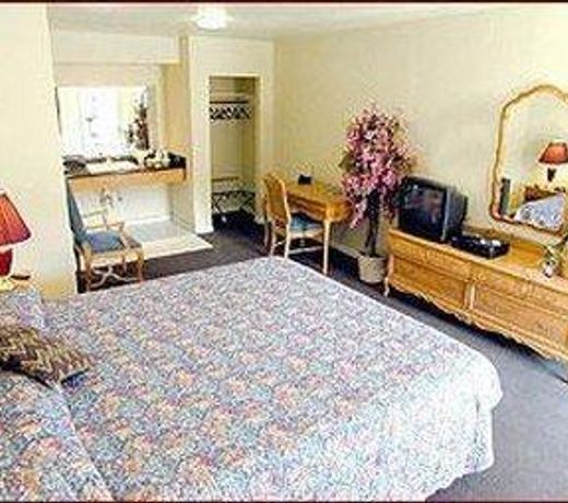 Alpine Inn & Suites