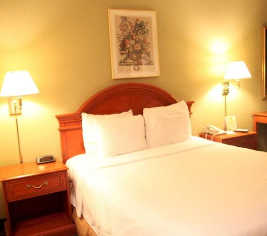 Redwood Creek Inn