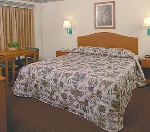 Hampton Inn & Suites Los Angeles/Hollywood, CA