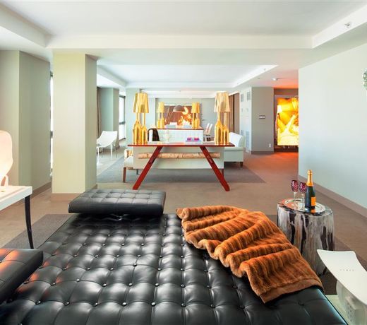 SLS Hotel, a Luxury Collection Hotel, Beverly Hills