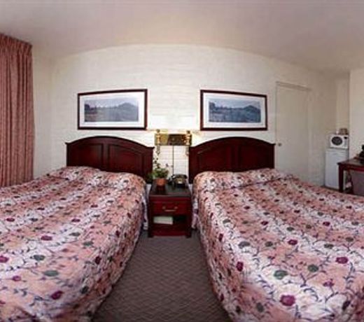 Hollywood Downtowner Inn