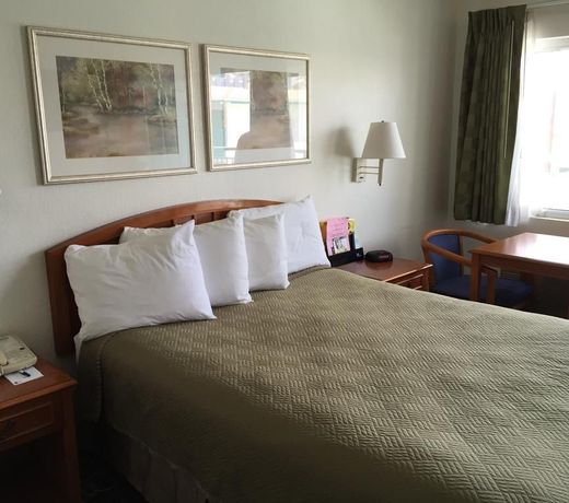 Travelodge by Wyndham Hollywood-Vermont/Sunset
