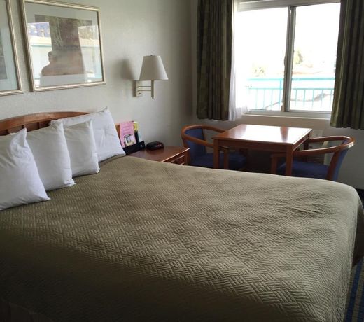 Travelodge by Wyndham Hollywood-Vermont/Sunset