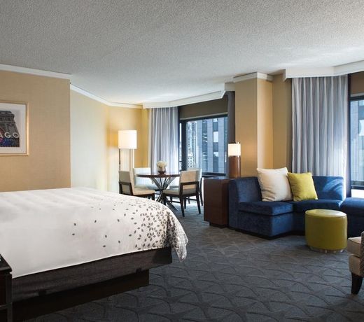 Renaissance Chicago Downtown Hotel