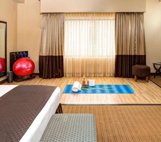 DoubleTree by Hilton Chicago O'Hare Airport-Rosemont