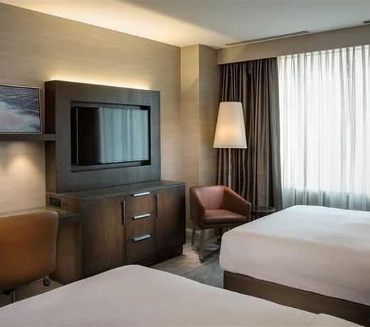 Hyatt Centric Chicago Magnificent Mile