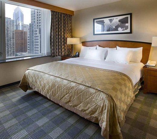 Embassy Suites Chicago Downtown Magnificent Mile