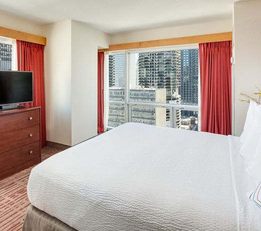 Residence Inn by Marriott Chicago Downtown/River North