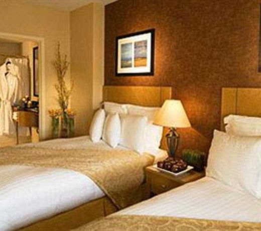 Renaissance Chicago O'Hare Suites Hotel