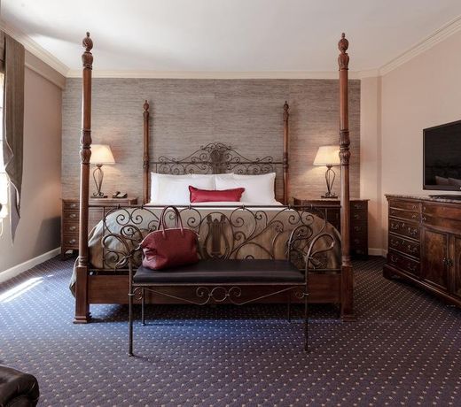 The Whitehall Hotel