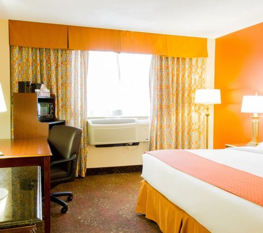 Holiday Inn O'Hare Area, an IHG Hotel