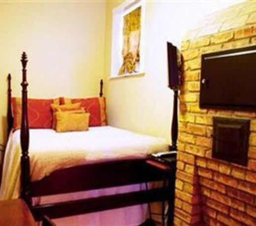 Old Chicago Inn
