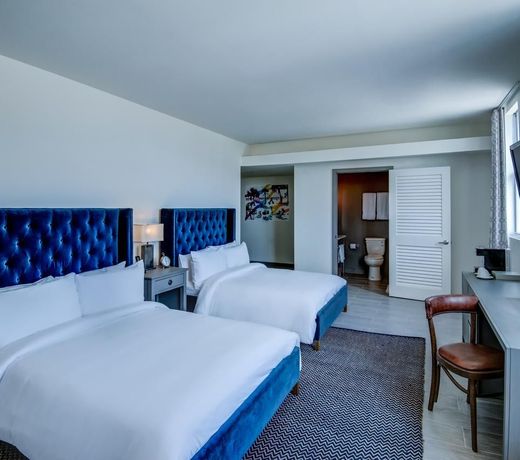 Clinton Hotel South Beach