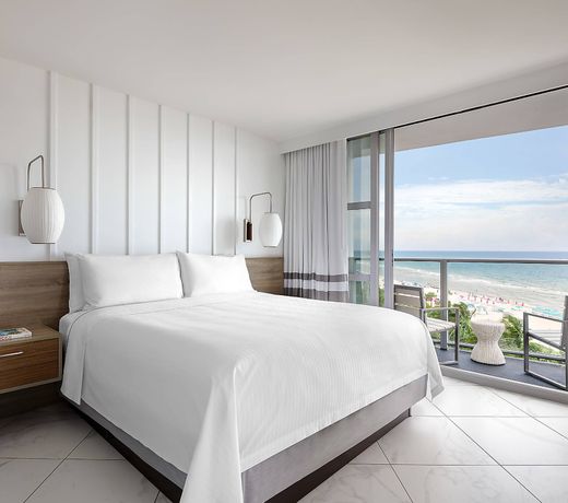 Cadillac Hotel & Beach Club, Autograph Collection