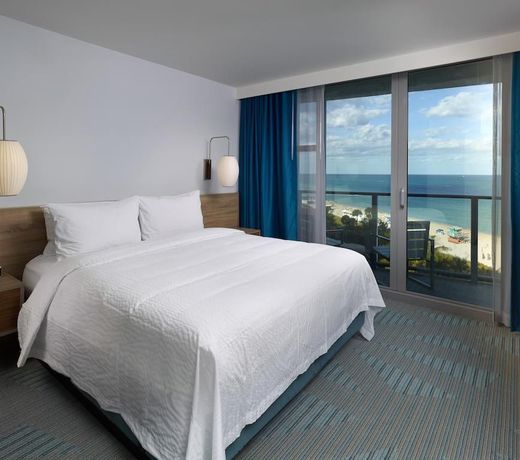 Cadillac Hotel & Beach Club, Autograph Collection