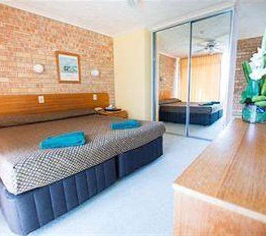 Bombora Resort - Coolangatta