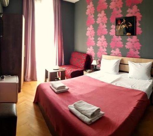 Bonus Hotel
