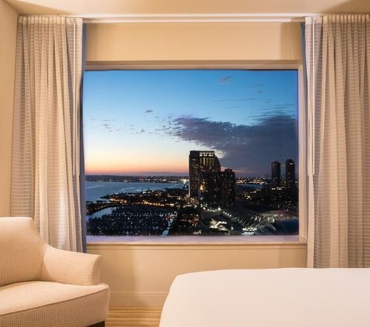 Hilton San Diego Bayfront