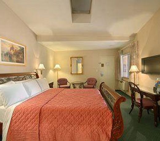 DAYS INN HARBOR VIEW