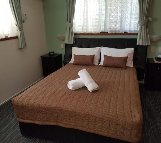 Gold Coast Airport Motel - Only 300 Meters To Airport Terminal