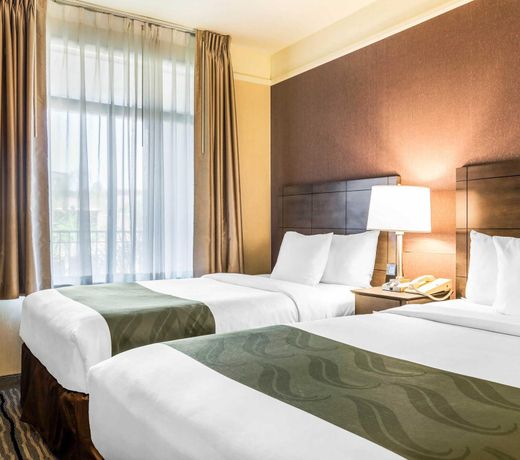 Quality Suites San Diego SeaWorld Area