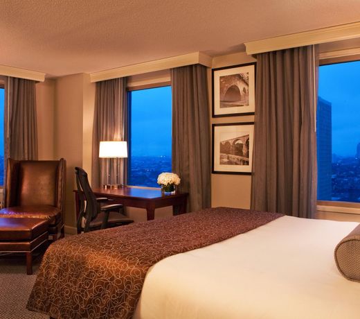 Hilton Philadelphia at Penn's Landing