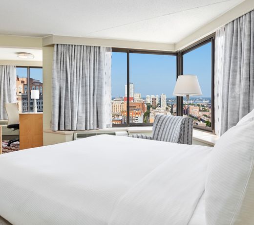 DoubleTree by Hilton Philadelphia Center City