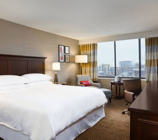 Sheraton Philadelphia University City Hotel