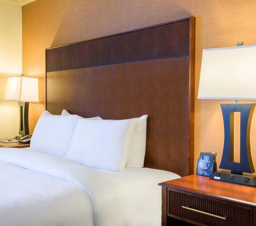 DoubleTree by Hilton Philadelphia Airport