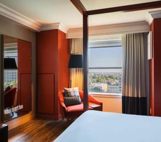Renaissance Philadelphia Downtown Hotel