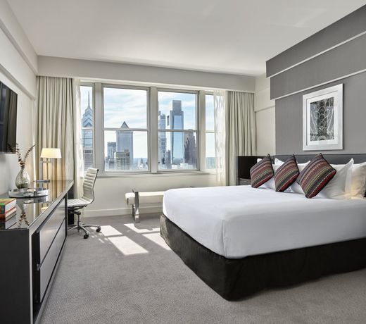 Loews Philadelphia Hotel
