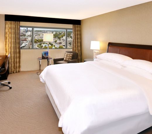 Sheraton Philadelphia Downtown