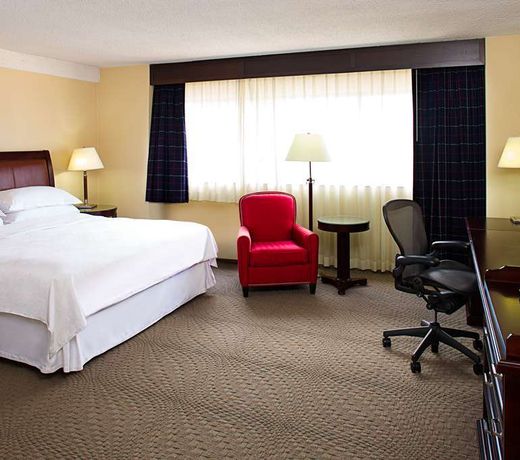 Sheraton Philadelphia Downtown