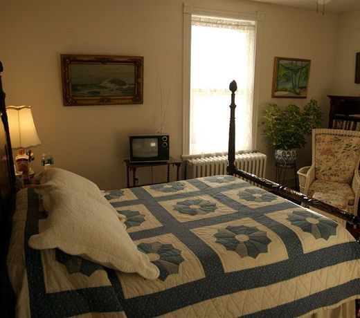 Burbridge St. B&B