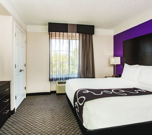 La Quinta by Wyndham Las Vegas Summerlin Tech