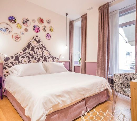 Cinque Rooms