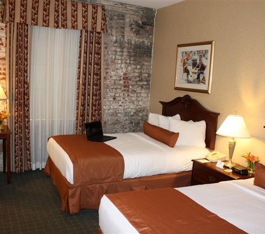 Best Western Plus St. Christopher Hotel