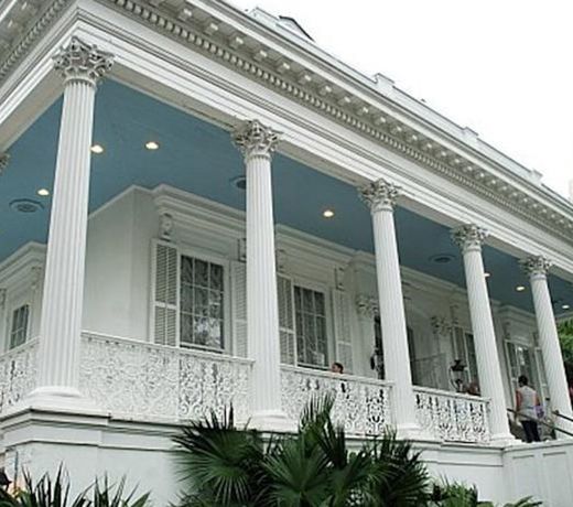 The Magnolia Mansion