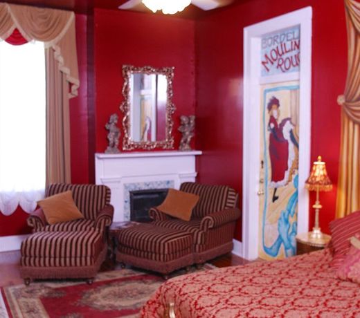 The Magnolia Mansion