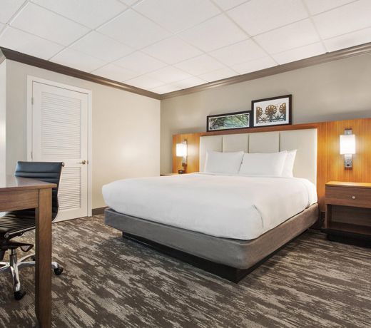 DoubleTree by Hilton New Orleans