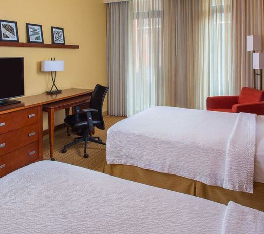 Courtyard by Marriott New Orleans Downtown Near the French Quarter