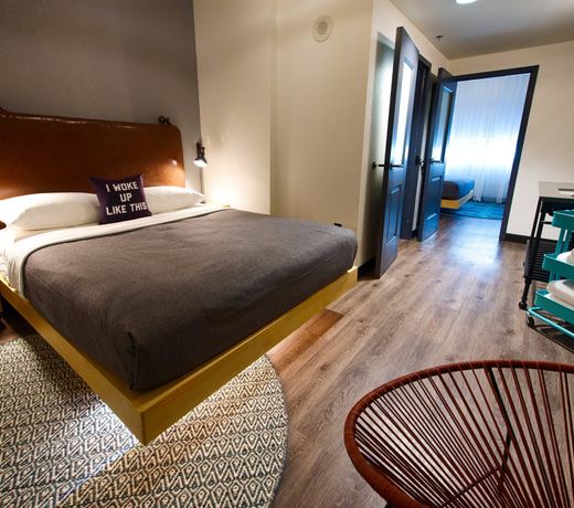 MOXY New Orleans Downtown/French Quarter Area